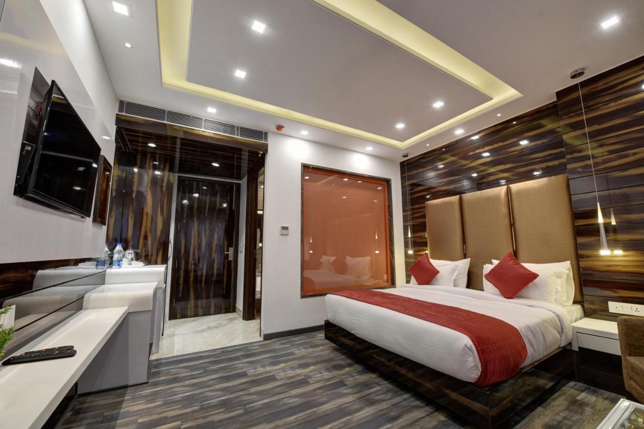 Golden Tree Hotel Noida Eksteriør billede