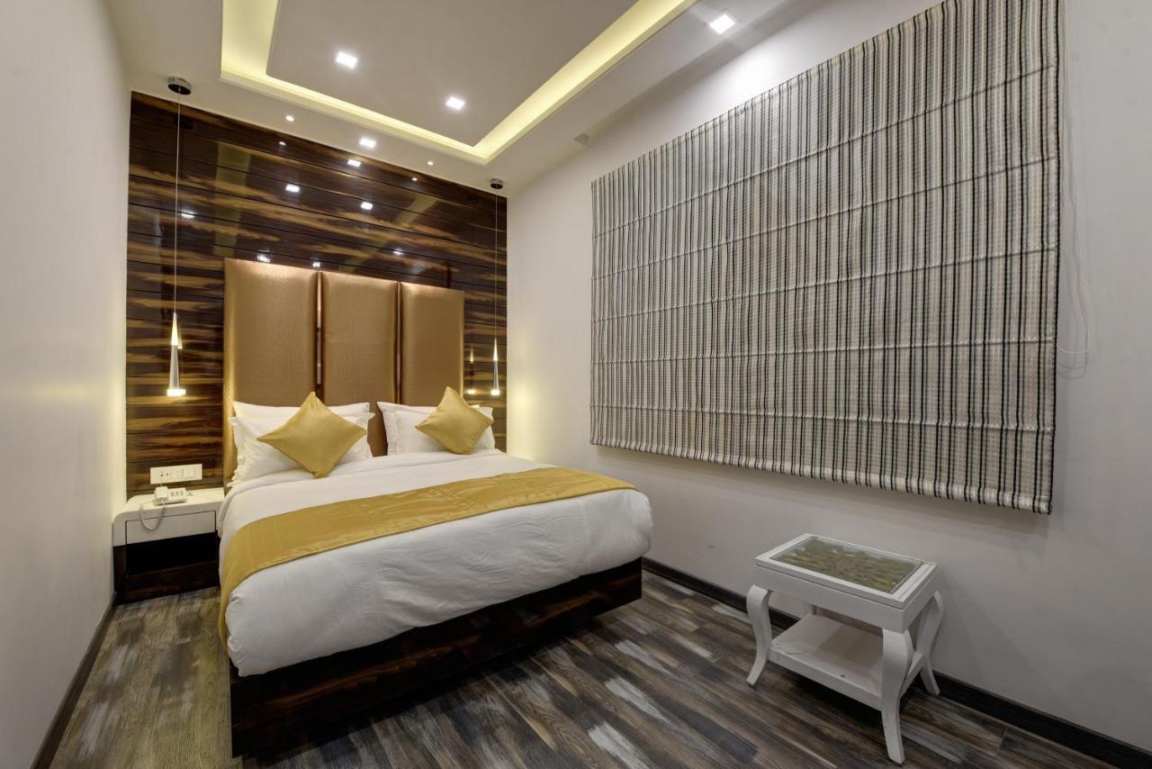 Golden Tree Hotel Noida Eksteriør billede